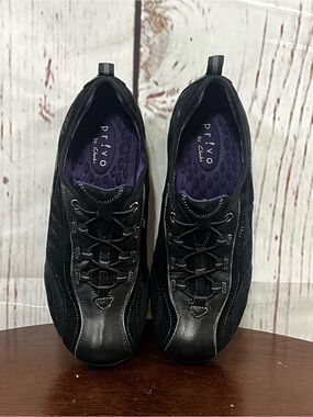 Privo by Clarks Black Slip-On Athletic Sneakers Suede & calf leather women’s 6
